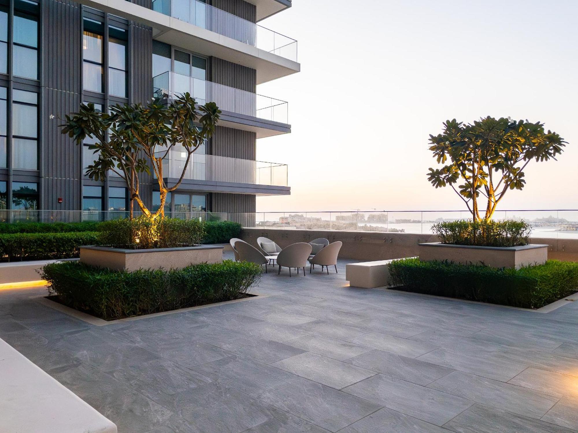 Beachfront, Perfect Sea View, Private Access, 2-bdr Apartment