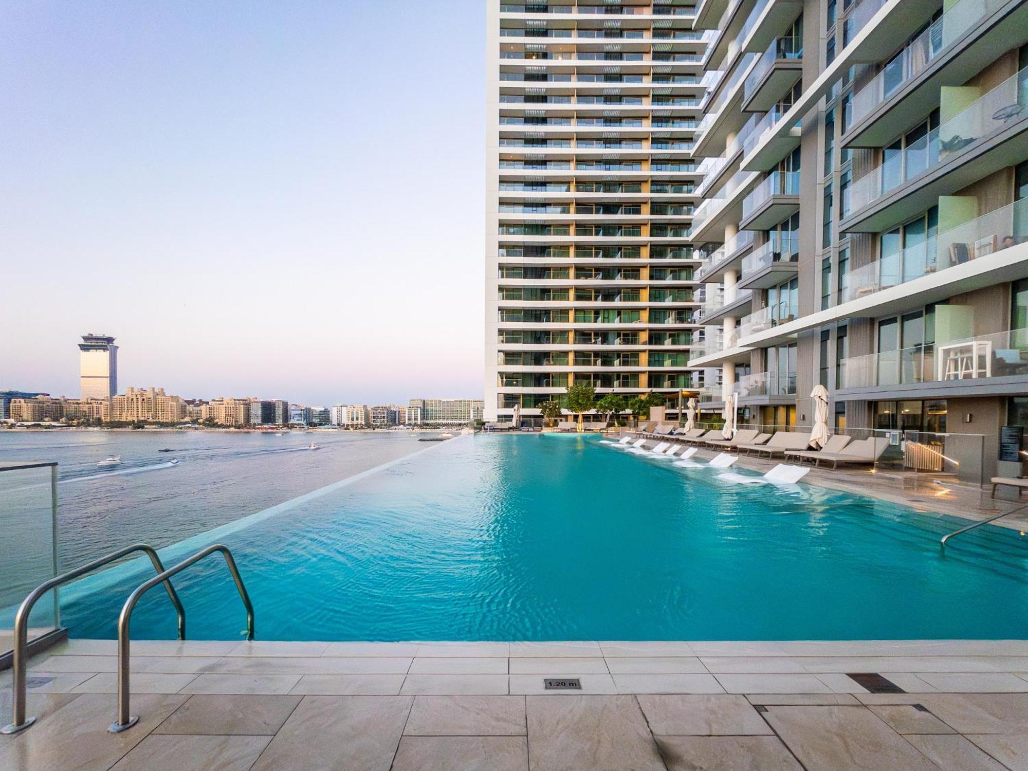 Beachfront, Perfect Sea View, Private Access, 2-bdr * Dubai