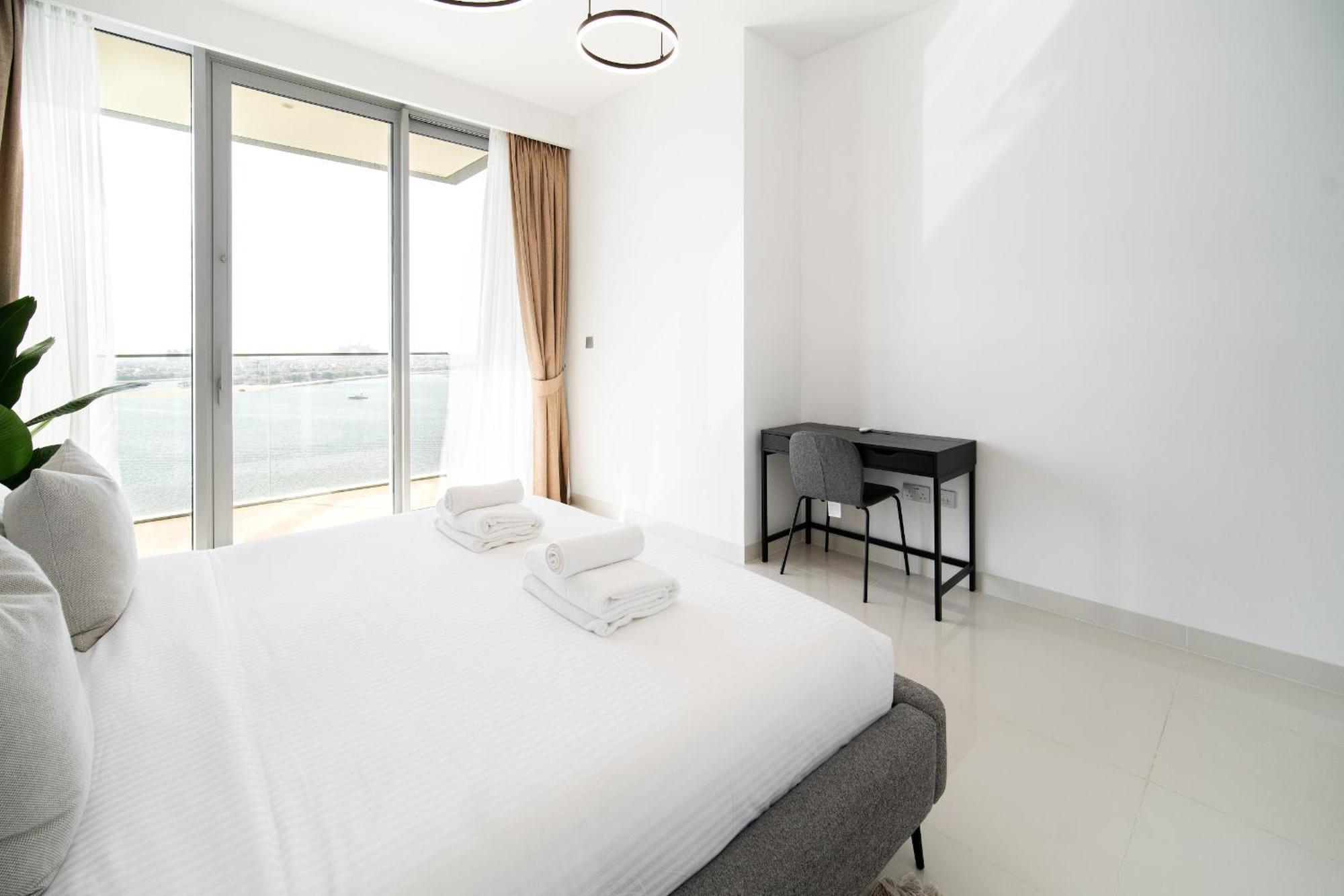Beachfront, Perfect Sea View, Private Access, 2-bdr * Dubai
