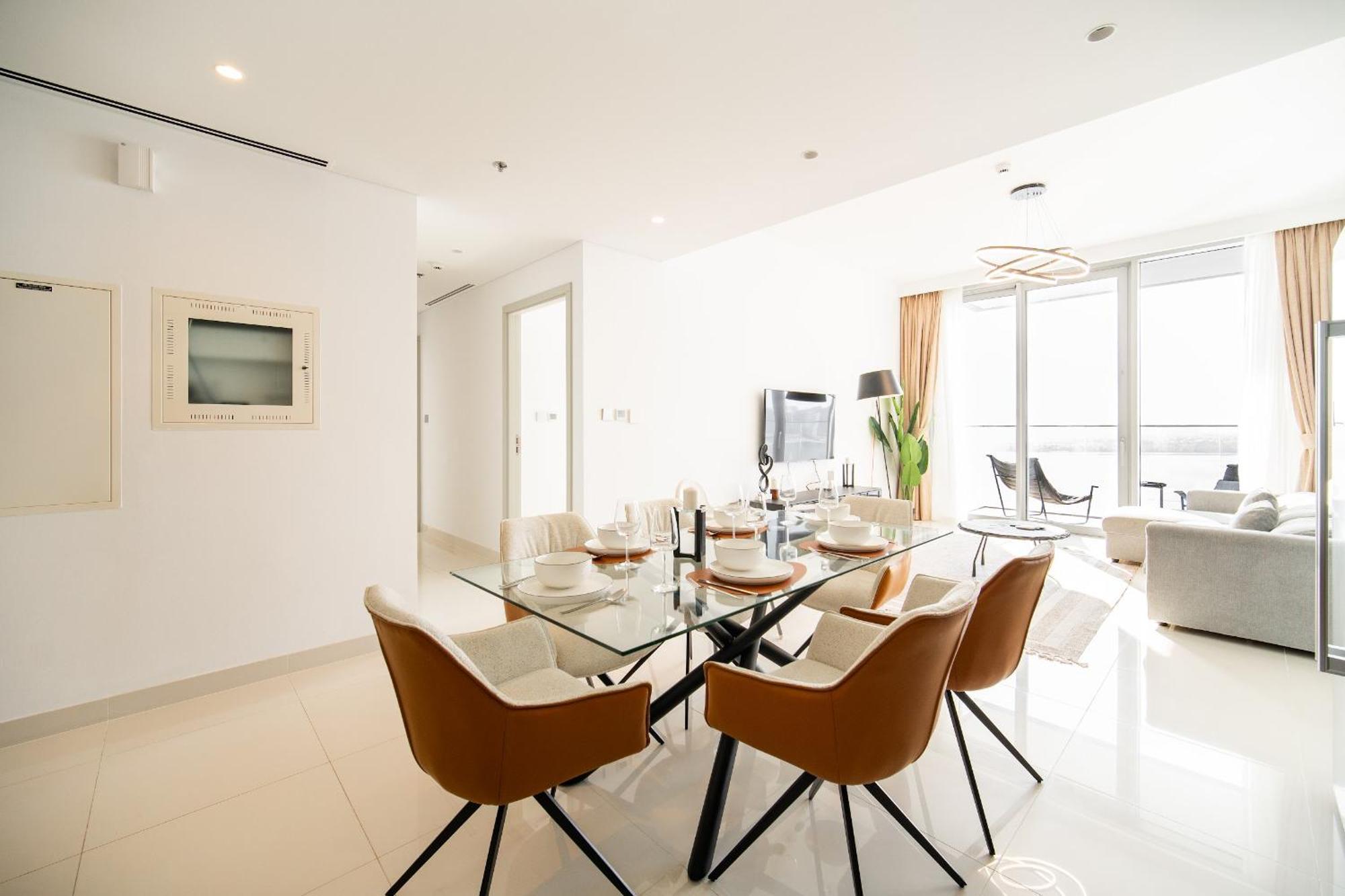 Beachfront, Perfect Sea View, Private Access, 2-bdr Apartment